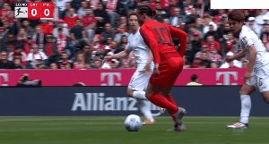 1745674941337024606.gif bay m05 2.gif